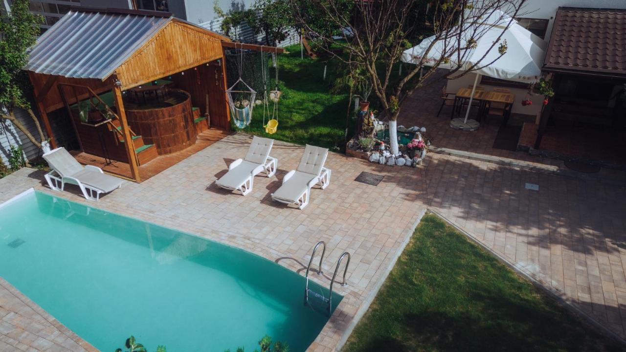 Casuta De Sub Deal - Ciubar Si Piscina Villa Măgura Eksteriør billede